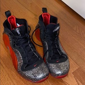 Nike Air Flightposite Exposed Zebra